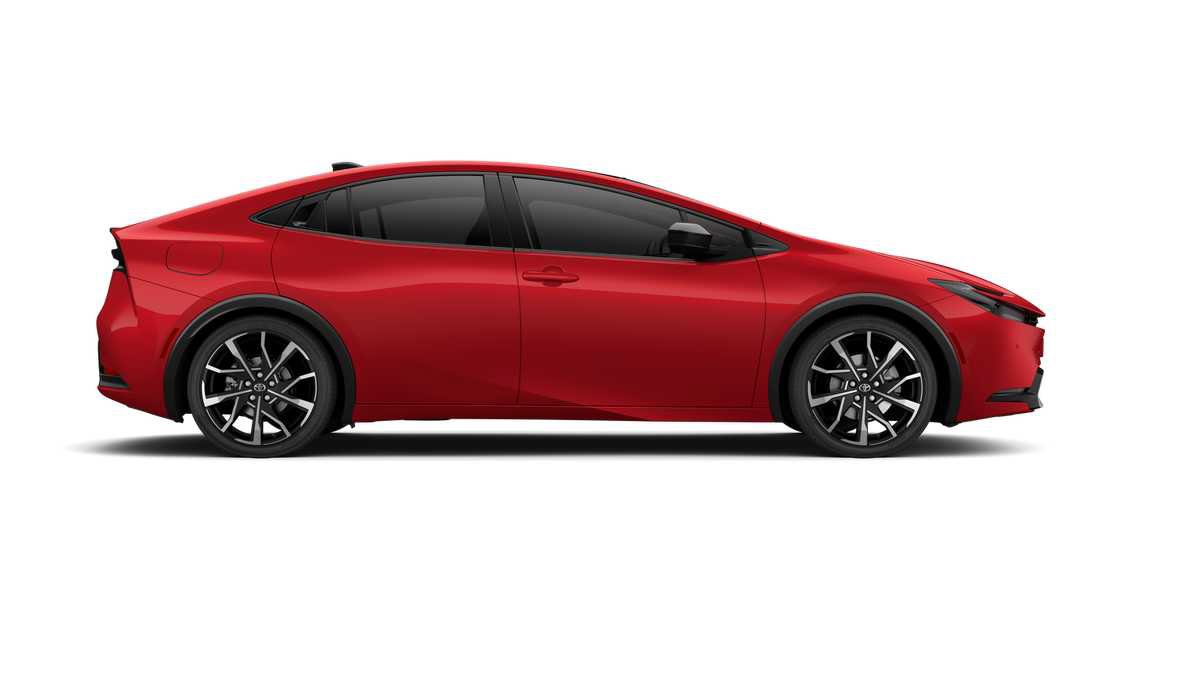 New 2027 Toyota Prius Plug-In Hybrid FWD image 12