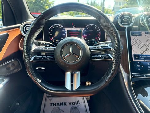 Used 2023 Mercedes-Benz GLC 300 4MATIC image 24
