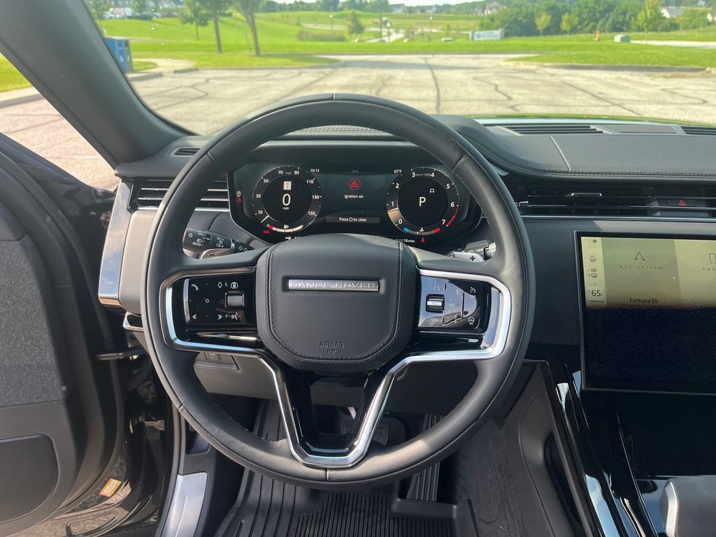 New 2026 Land Rover Range Rover Sport SE AWD/4WD image 15