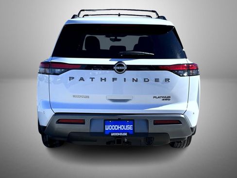 New 2026 Nissan Pathfinder Platinum image 6