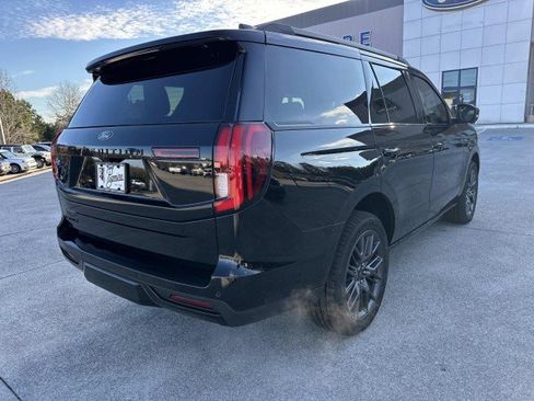 New 2025 Ford Expedition Platinum w/ Stealth Performance Package image 7