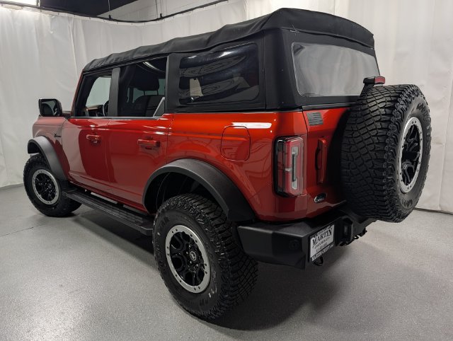 Used 2022 Ford Bronco Outer Banks w/ Sasquatch Package AWD/4WD image 6