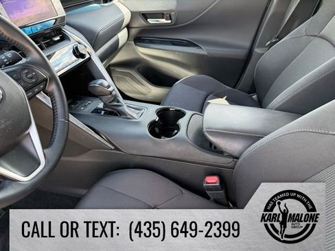 Used 2024 Toyota Venza LE AWD/4WD image 22
