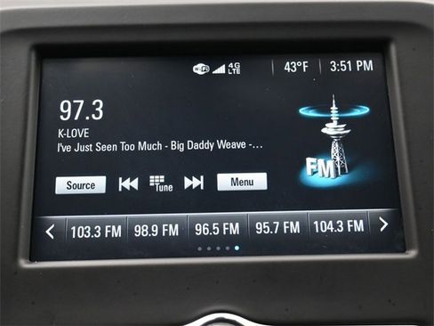 Used 2018 Chevrolet Equinox LT image 20