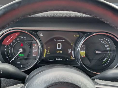 Used 2023 Jeep Wrangler Unlimited w/ Cold Weather Group AWD/4WD image 28