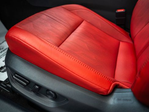 Used 2025 Toyota Camry XSE image 36