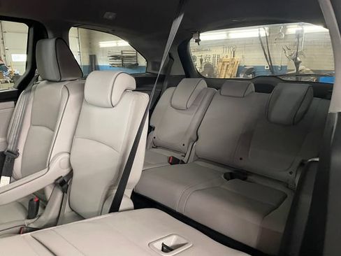 Used 2024 Honda Odyssey Elite image 19