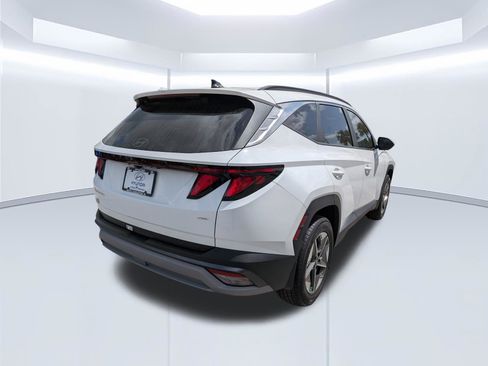 Certified 2025 Hyundai Tucson SEL image 4