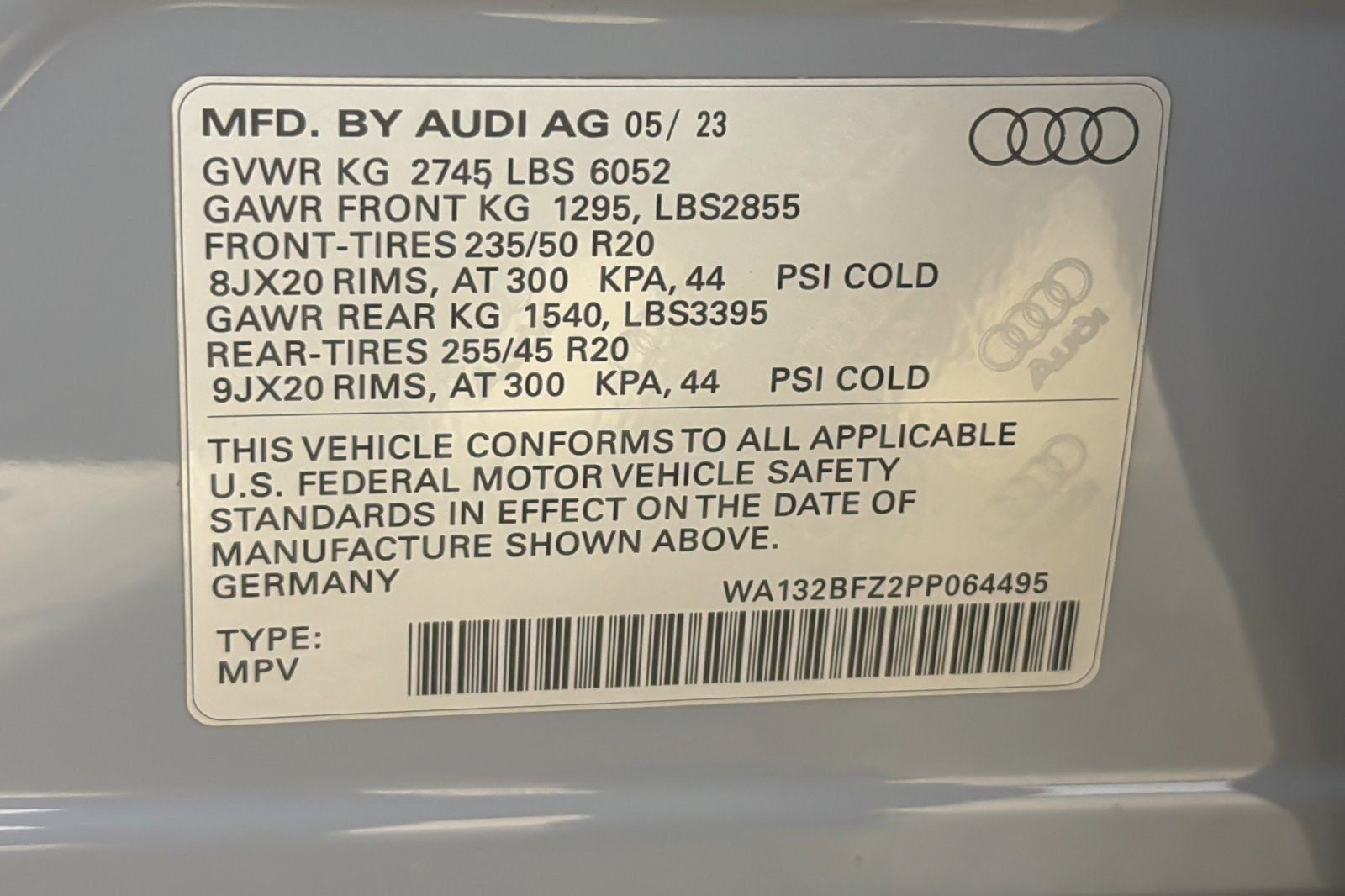 Certified 2023 Audi Q4 e-tron Premium Plus w/ Premium Plus AWD/4WD image 28