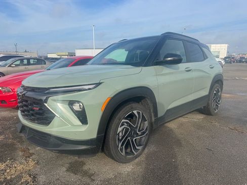 Used 2024 Chevrolet TrailBlazer RS w/ Convenience Package image 1