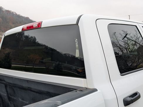 Used 2018 RAM 3500 Tradesman w/ Chrome Appearance Group image 27