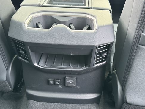New 2026 Toyota Tundra Limited AWD/4WD image 7