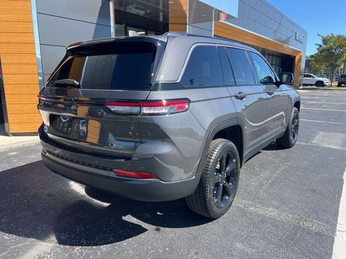 New 2026 Jeep Grand Cherokee Limited RWD image 24
