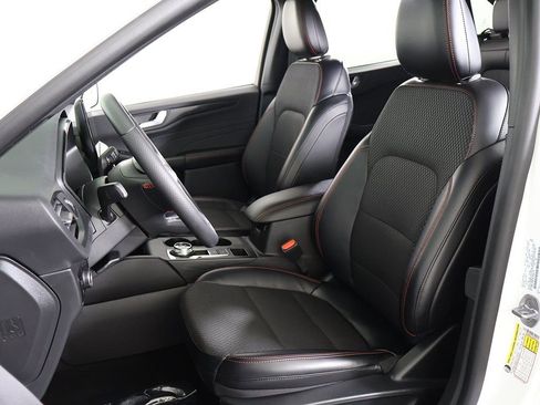 Used 2024 Ford Escape ST-Line Select w/ Tech Pack #1 image 32