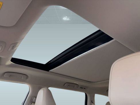 New 2026 Nissan Armada Platinum Reserve image 16