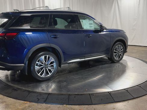 Certified 2026 INFINITI QX60 Luxe w/ Cargo Package AWD/4WD image 13