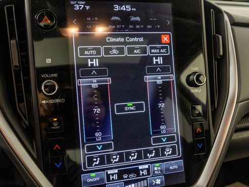 Used 2025 Subaru Crosstrek 2.0i Premium image 26