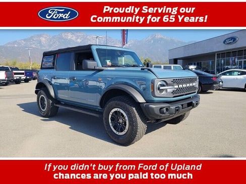 Used 2022 Ford Bronco Badlands w/ Sasquatch Package image 1