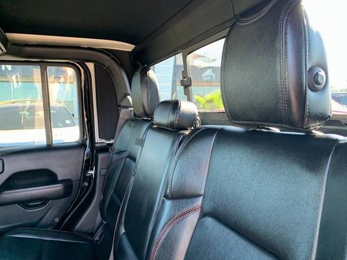 Used 2020 Jeep Gladiator Rubicon image 14