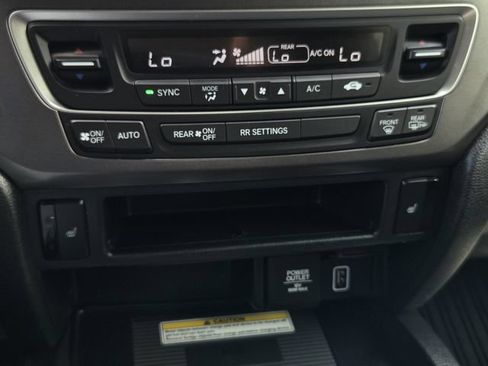 Used 2023 Honda Passport EX-L image 18