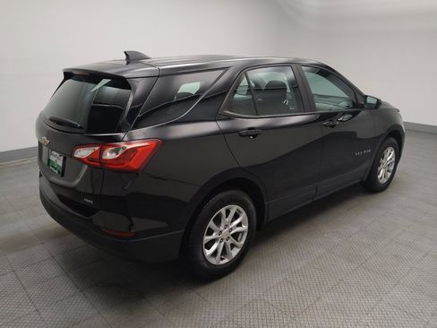 Used 2020 Chevrolet Equinox LS AWD/4WD image 10