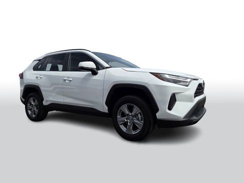 Used 2024 Toyota RAV4 LE image 2