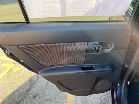 Used 2013 Scion xB image 22