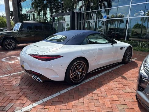 Used 2025 Mercedes-Benz SL 55 AMG 4MATIC image 7