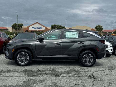 New 2026 Hyundai Tucson Blue SE AWD/4WD image 7