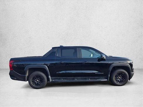 Used 2024 Chevrolet Silverado EV W/T AWD/4WD image 4