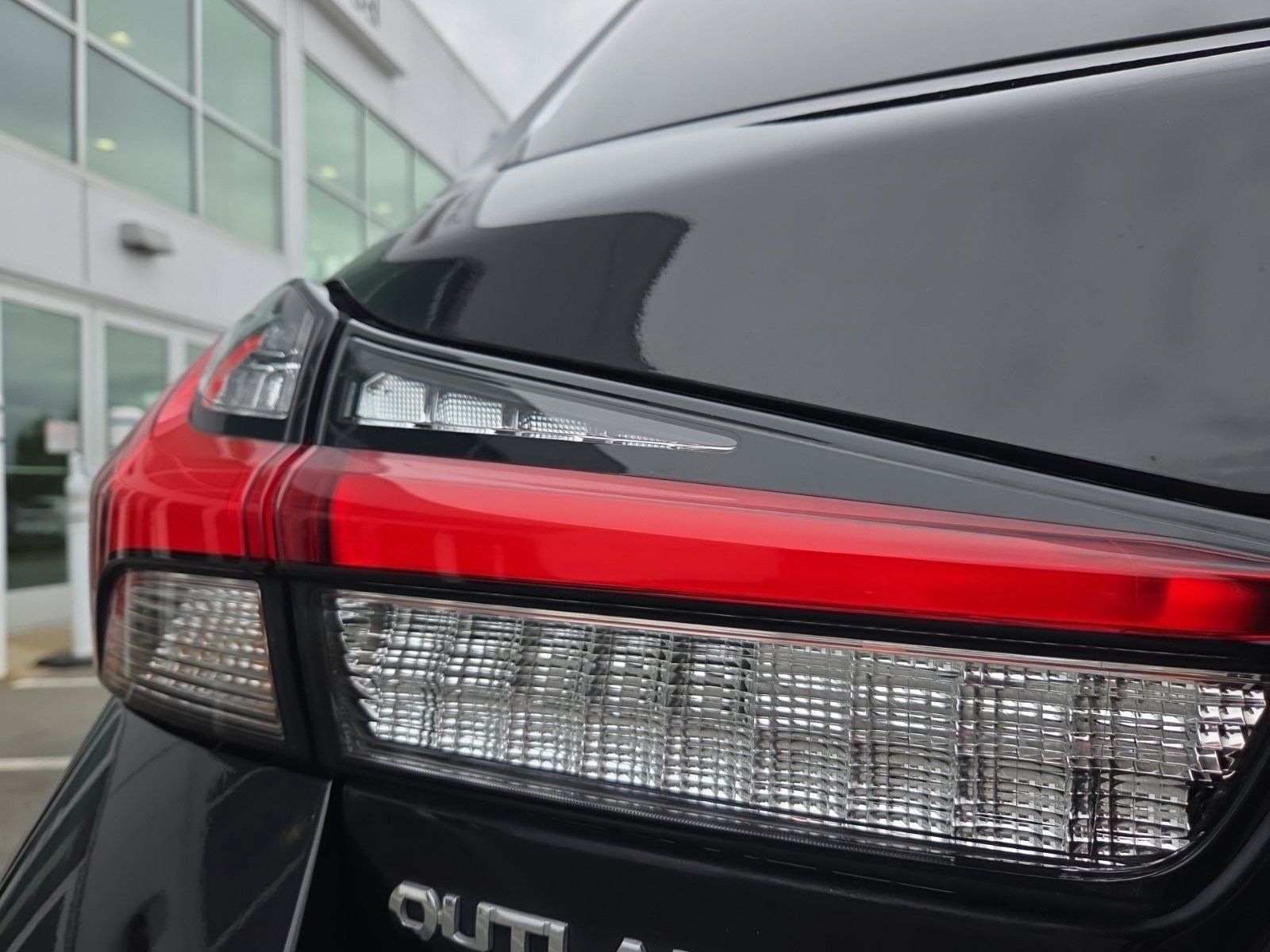 Used 2022 Mitsubishi Outlander Sport SE AWD/4WD image 6