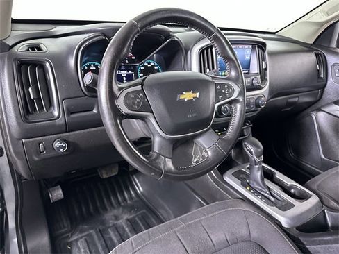 Used 2022 Chevrolet Colorado LT w/ Fleet Safety Package image 10
