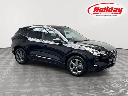 Used 2023 Ford Escape ST-Line w/ Tech Pack #1 AWD/4WD image 1