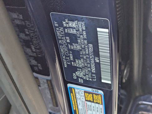 Certified 2025 Kia Seltos EX w/ EX Sunroof Package image 34