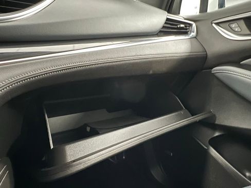 Used 2024 Buick Enclave Premium image 48