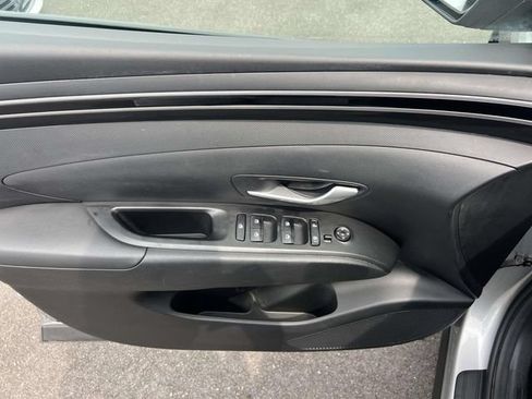 Certified 2024 Hyundai Tucson SE AWD/4WD image 15