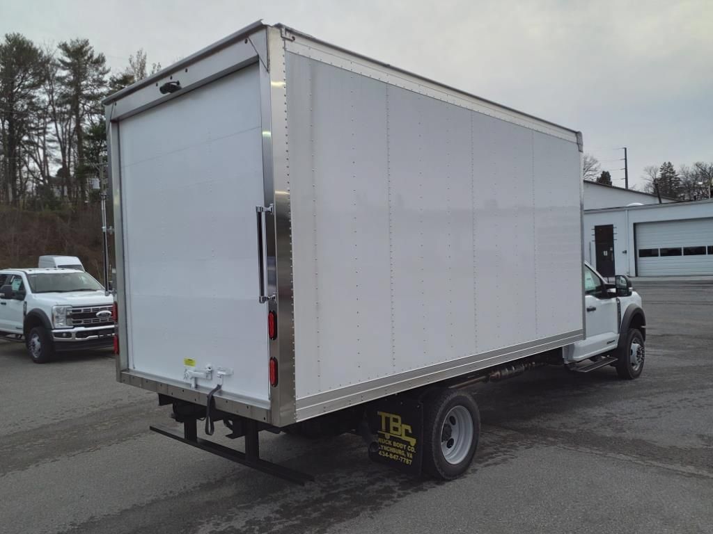 New 2024 Ford F550 Luxury RWD image 3