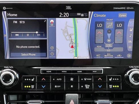 Used 2021 Toyota Highlander Platinum FWD image 32