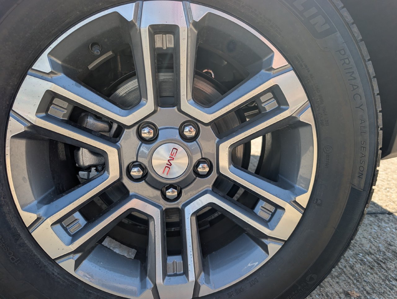 New 2027 GMC Terrain Elevation w/ LPO, Floor Liner Package FWD image 7