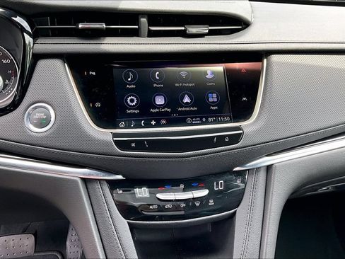 Used 2025 Cadillac XT6 Luxury FWD image 15