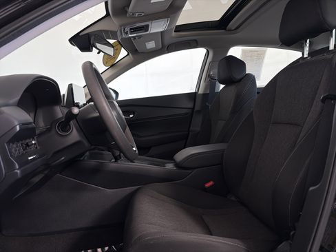 Used 2024 Honda Accord EX image 6