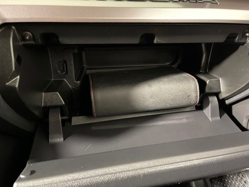 Certified 2024 Toyota Tacoma SR5 image 25