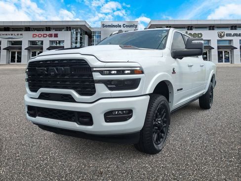 Used 2026 RAM 2500 Limited AWD/4WD image 4