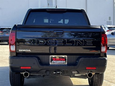 Used 2024 Honda Ridgeline TrailSport image 5