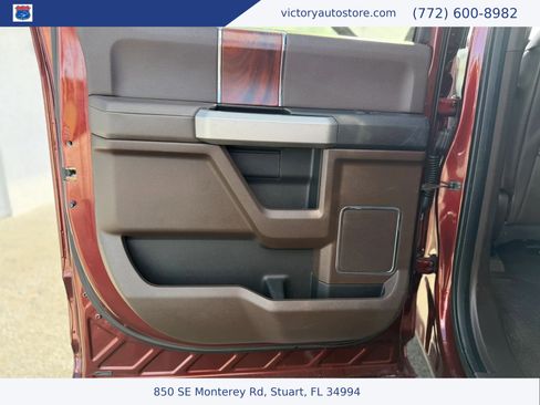 Used 2015 Ford F150 King Ranch w/ Equipment Group 601A Luxury AWD/4WD image 55