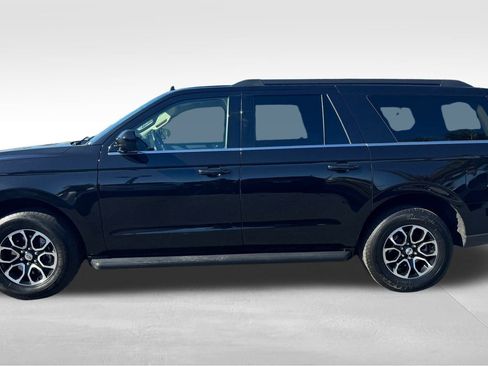 Certified 2024 Ford Expedition Max XLT image 17