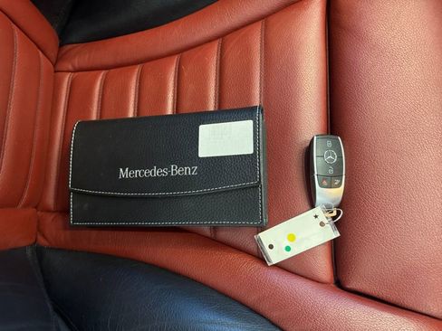 Used 2021 Mercedes-Benz GLC 300 4MATIC image 27