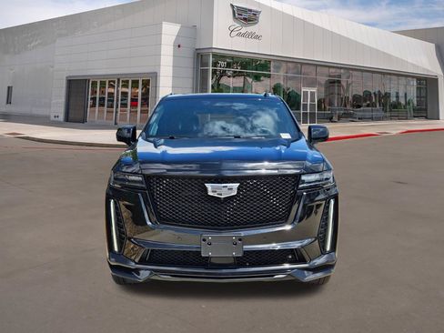 Used 2024 Cadillac Escalade V w/ LPO, ONYX Package AWD/4WD image 2