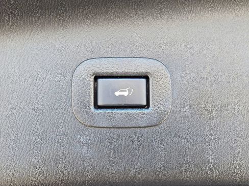 Used 2021 INFINITI QX80 Sensory w/ Cargo Package image 15