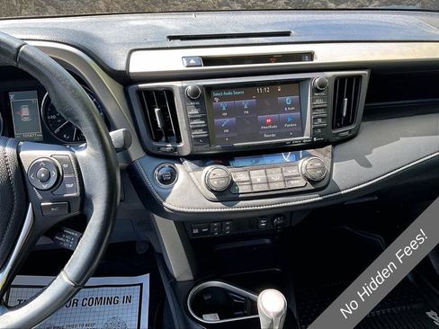 Used 2016 Toyota RAV4 Limited AWD/4WD image 6